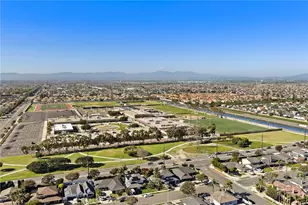 21612 Polynesian Ln, Huntington Beach, CA 92646 - Photo 34