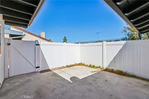 330 King Ct, Hemet, CA 92543 - Photo 32
