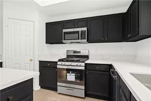 38354 Falcon Ct, Murrieta, CA 92563 - Photo 14