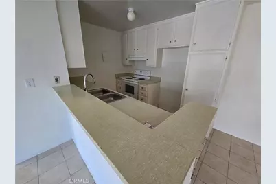 2501 W Sunflower #F4, Santa Ana, CA 92704 - Photo 2