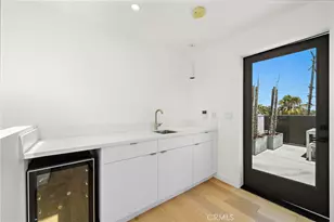 3859 S Centinela Ave, Los Angeles, CA 90066 - Photo 24