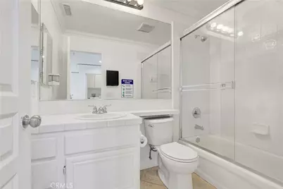7861 Daisy, Huntington Beach, CA 92648 - Photo 10