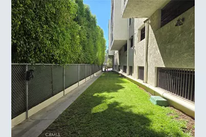 1230 Horn #408, West Hollywood, CA 90069 - Photo 32