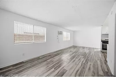 14542 Saticoy, Van Nuys, CA 91405 - Photo 12