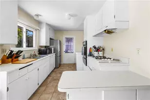 5652 Harold Pl, Huntington Beach, CA 92647 - Photo 12