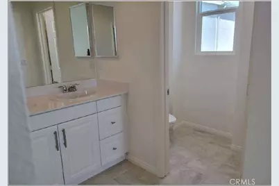 2104 Lacy Crossing Drive, Santa Ana, CA 92701 - Photo 18
