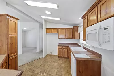 801 S Palm, Hemet, CA 92543 - Photo 6