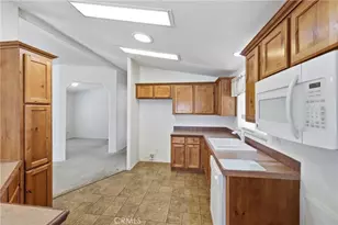 801 S Palm, Hemet, CA 92543 - Photo 6