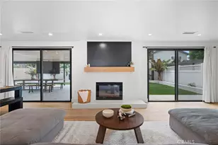 2732 Lorenzo, Costa Mesa, CA 92626 - Photo 12