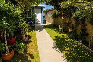 22113 22115 Seine Ave, Hawaiian Gardens, CA 90716 - Photo 18