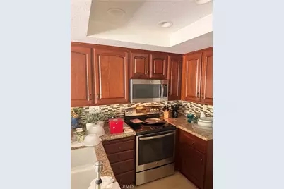 933 Creekside Dr. #126, Fullerton, CA 92833 - Photo 4