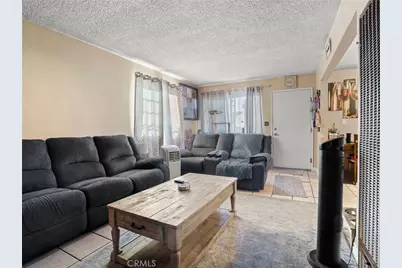 8014 1st, Paramount, CA 90723 - Photo 4