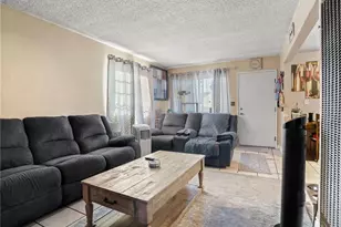 8014 1st, Paramount, CA 90723 - Photo 4