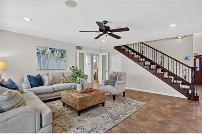 8592 Whitesails, Huntington Beach, CA 92646 - Photo 14