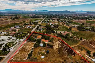 33545 Madera De Playa, Temecula, CA 92592 - Photo 2
