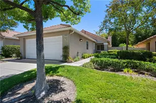 23955 Via Astuto, Murrieta, CA 92562 - Photo 2