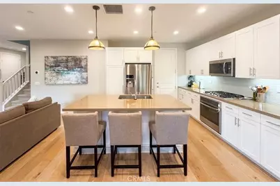 33 Fuchsia, Lake Forest, CA 92630 - Photo 2