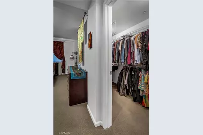 201 E Angeleno #105, Burbank, CA 91502 - Photo 26