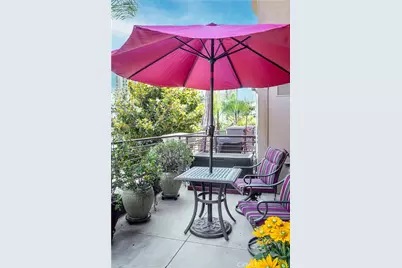 201 E Angeleno #105, Burbank, CA 91502 - Photo 32