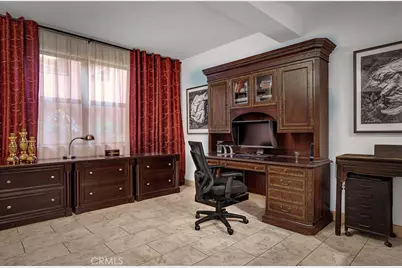 201 E Angeleno #105, Burbank, CA 91502 - Photo 20