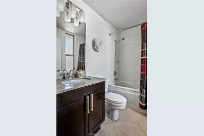 201 E Angeleno #105, Burbank, CA 91502 - Photo 32
