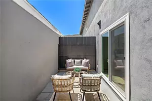 108 Danbury, Costa Mesa, CA 92626 - Photo 12