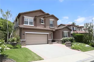 131 Brooks Ct, Simi Valley, CA 93065 - Photo 2