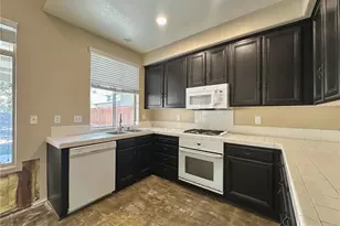 39402 Calistoga Dr, Murrieta, CA 92563 - Photo 14