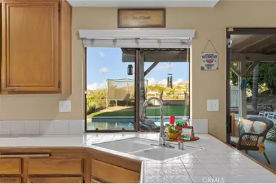 16584 Creekside, Riverside, CA 92503 - Photo 10