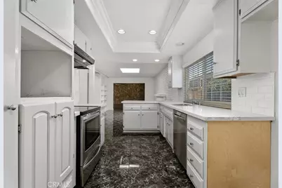 17938 Los Tiempos Street, Fountain Valley, CA 92708 - Photo 16