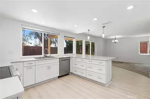 4955 Via Papel, San Diego, CA 92122 - Photo 12