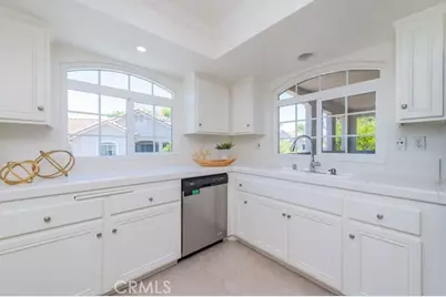 2310 Cascade, Tustin, CA 92782 - Photo 14