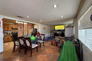 4728 W Henderson Pl, Santa Ana, CA 92704 - Photo 2