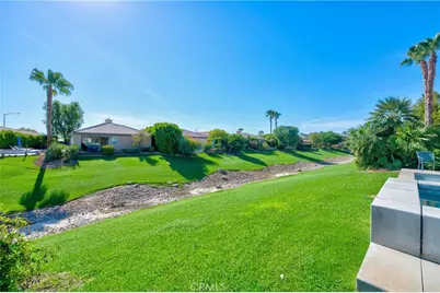 49810 Maclaine, Indio, CA 92201 - Photo 36
