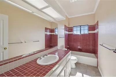 27220 Carrington, Los Altos Hills, CA 94022 - Photo 52