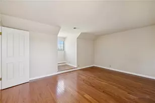27220 Carrington, Los Altos Hills, CA 94022 - Photo 56