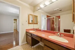 27220 Carrington, Los Altos Hills, CA 94022 - Photo 64