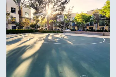83 Waldorf, Irvine, CA 92612 - Photo 36