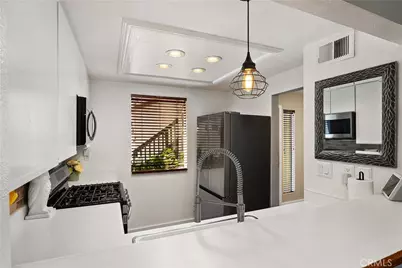 27 Lobelia, Rancho Santa Margarita, CA 92688 - Photo 10