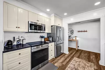 2504 University, Newport Beach, CA 92660 - Photo 8