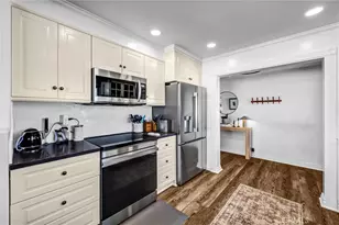 2504 University, Newport Beach, CA 92660 - Photo 8