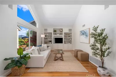 27555 Chantada, Mission Viejo, CA 92692 - Photo 6
