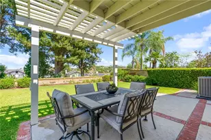 27555 Chantada, Mission Viejo, CA 92692 - Photo 38