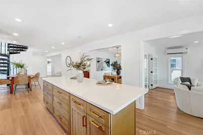 9111 S Halldale Avenue, Los Angeles, CA 90047 - Photo 4