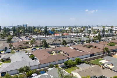2133 E Almont Avenue, Anaheim, CA 92806 - Photo 14