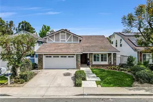56 Monticello, Irvine, CA 92620 - Photo 2