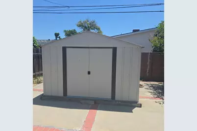 1115 N Townsend Street, Santa Ana, CA 92703 - Photo 10
