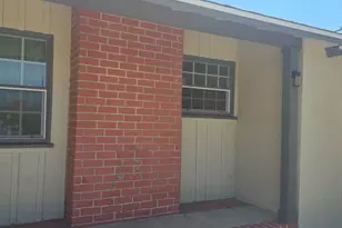 1115 N Townsend St, Santa Ana, CA 92703 - Photo 2