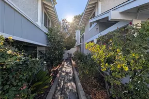 25255 Avenida Dorena, Newhall, CA 91321 - Photo 28