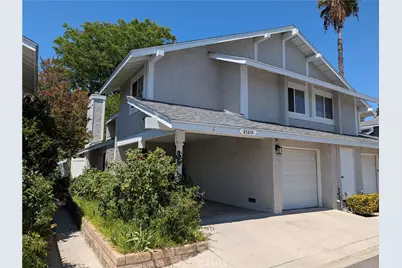 25255 Avenida Dorena, Newhall, CA 91321 - Photo 2